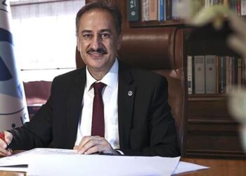 Boğaziçi’nde dekan istifa etti, rektör Naci İnci kendisini atadı