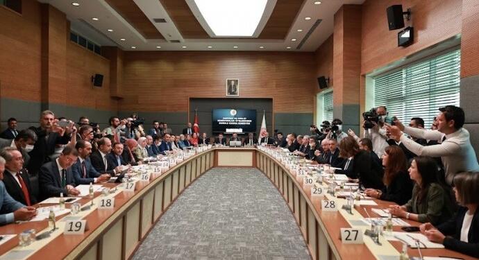 Aydeniz’in dokunulmazlık görüşmeleri: Öfkeyi büyütüyorsunuz