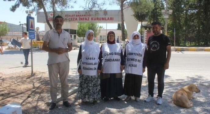 Adaletsizliğe karşı Buca Kırıklar Cezaevi önünde eylem