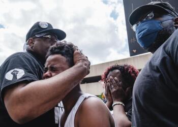 ABD’de 4 Temmuz kutlamalarında silahlı saldırı: 6 kişi hayatını kaybetti