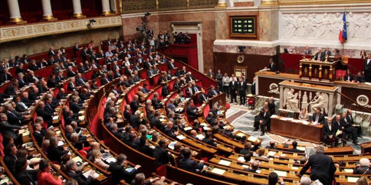 ​​​​​​​Fransız parlamenterlerden ‘Hava sahasını kapatın yönetimi tanıyın’ deklarasyonu