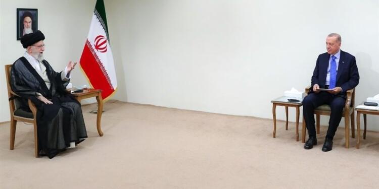 Hamaney: Suriye’nin kuzeyine yapılacak saldırı Türkiye ve tüm bölgenin aleyhine