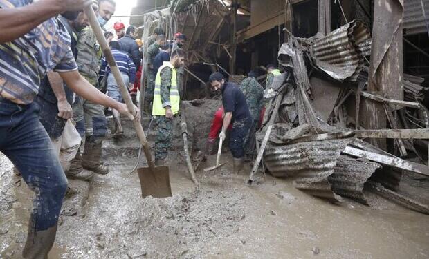 İran’da sellerde 80 kişi hayatını kaybetti