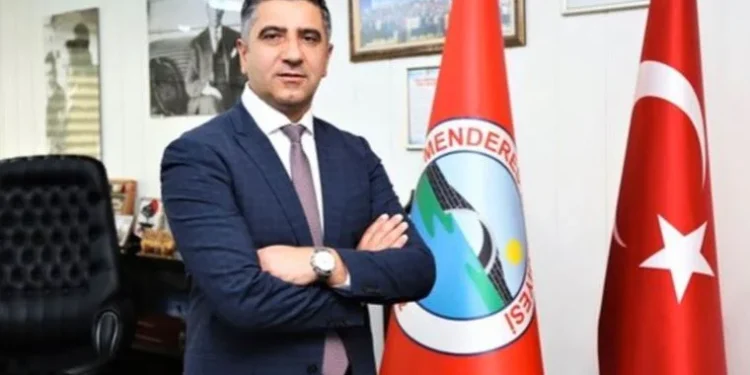 Menderes Belediye Başkanı görevden alındı