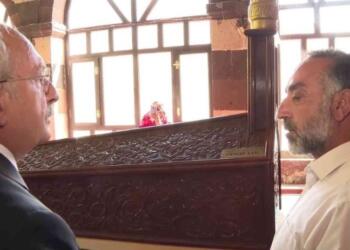 Kılıçdaroğlu Ehmedê Xanî Türbesi’ni ziyaret etti