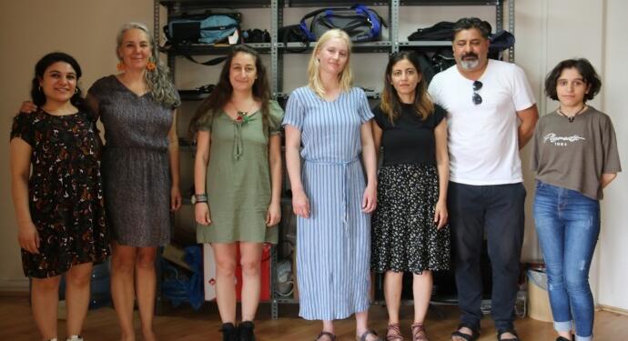 Danimarkalı heyetten Mezopotamya Ajansı’na ziyaret