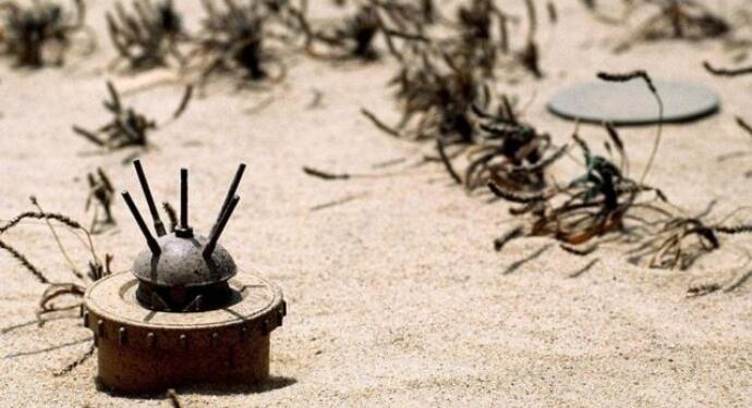 Urmiye’de mayın patlamasında anne ve kızı yaralandı