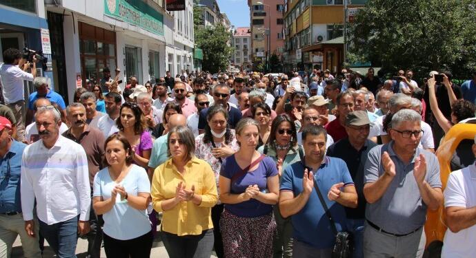 Dersim’de binler festival yasağına karşı Seyid Rıza Meydanı’na yürüdü