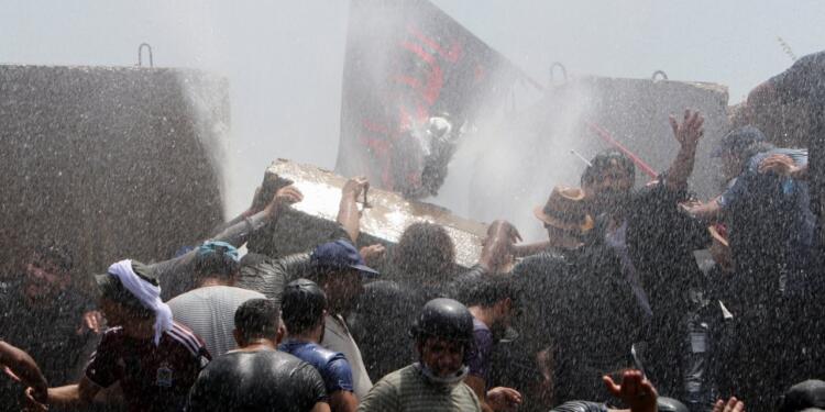 Sadr destekçilerinin gösterilerinde yaralananların sayısı 125’e yükseldi