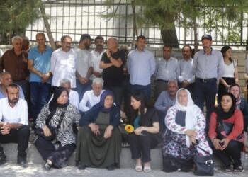 HDP’lilerden Şenyaşar ailesine bayram ziyareti