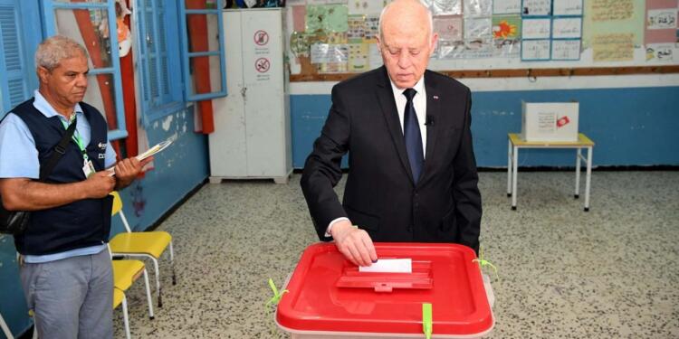 Tunus’ta referandum: Katılım 27,5’te kaldı