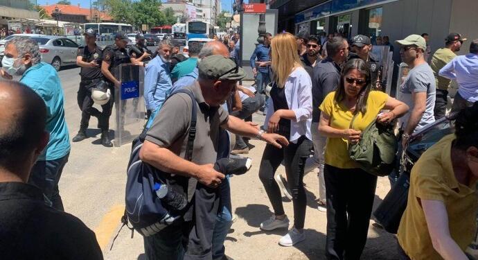 Kadın gazetecilere yönelik ihlaller Meclis gündeminde