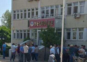 HES nedeniyle tarlası kuruyan çiftçilerden eylem