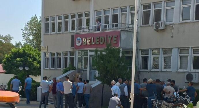 HES nedeniyle tarlası kuruyan çiftçilerden eylem