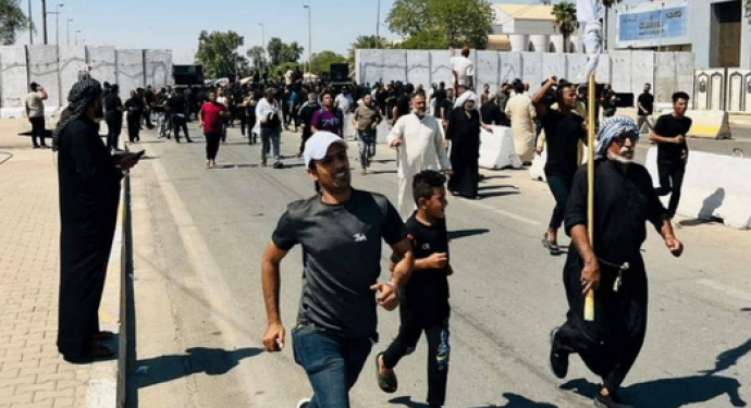 Sadr taraftarları Cumhuriyet Sarayı’nı bastı