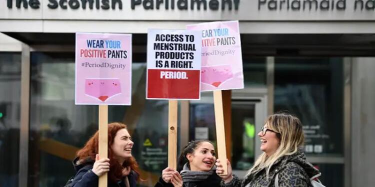 Bir ilk: İskoçya’da ped ve tamponlar ücretsiz olarak kadınlara ulaştırılacak