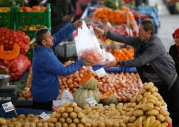 Enflasyon ENAG’a göre yüzde 176,04, TÜİK’e göre yüzde 79,60