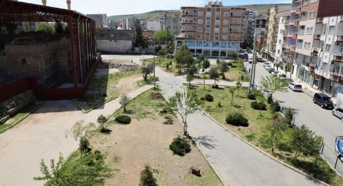 Kayyumun milyonluk harcaması çöplüğe döndü