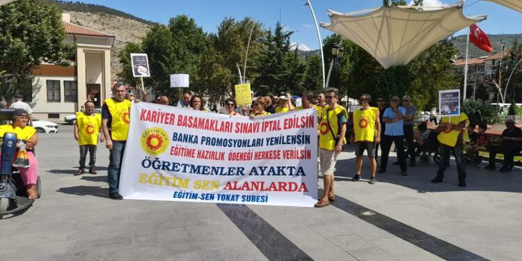 Eğitimciler birçok kentte sokağa çıktı: Öğretmenlik Meslek Kanunu iptal edilsin