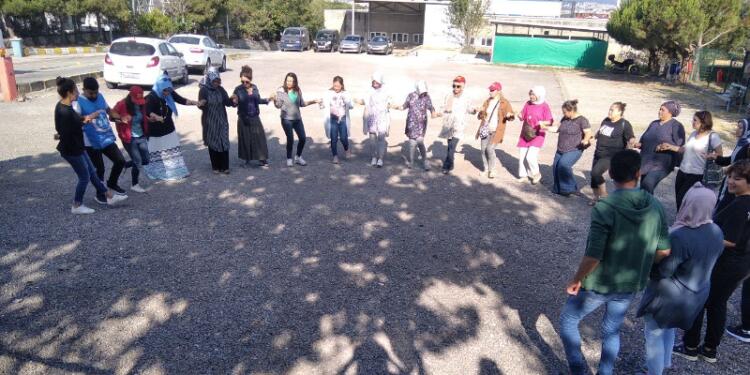 EFT işçileri güvenliği aştı fabrika içinde direnişe başladı