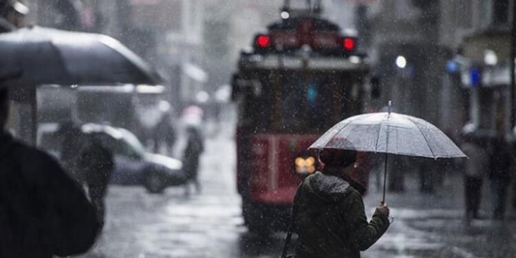 İstanbul için gök gürültülü sağanak uyarısı