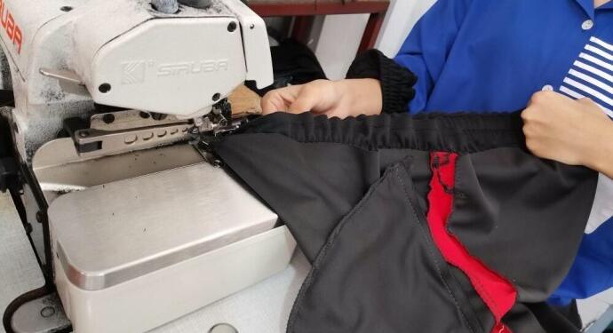 Tekstil atölyelerinde çocuk sömürüsü; Ücretsiz mesai, sigortasız çalışma