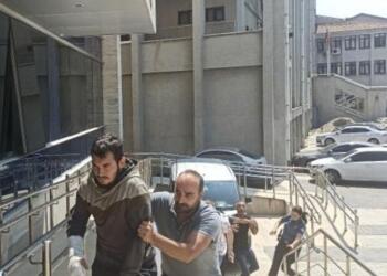 Sokakta yürüyen kadına saldırdı