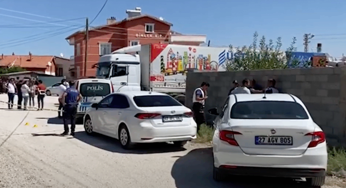 Konya’da saman kavgası: 2 kişi yaşamını yitirdi 