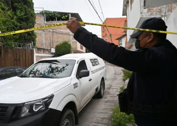 Meksika’da gazeteci arabasının içinde katledildi