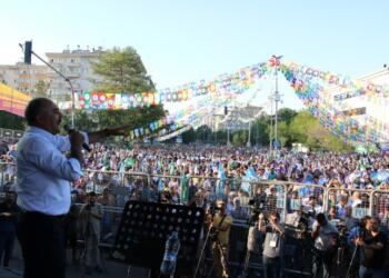 Diyarbakır’dan seslenen Öztürk: Çözüm Soçi değil, çözüm Sayın Öcalan’dır