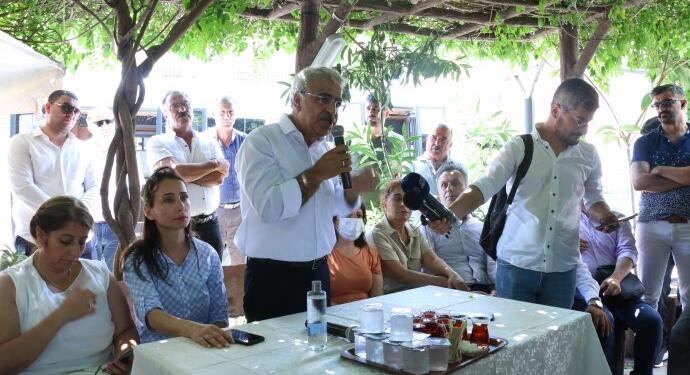 Sancar Hatay’da esnafı ziyaret etti