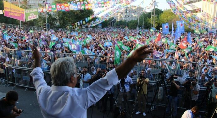 Mithat Sancar: Savaşı, kanı durdurmadan sömürüyü ve talanı durduramayız
