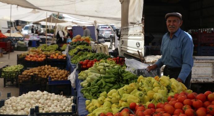 ‘Artık insanlar ekmek ve su da alamıyor’