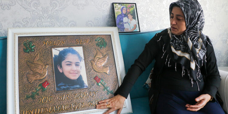 ‘Çocuğum Kürt olmasaydı katledilir miydi?’