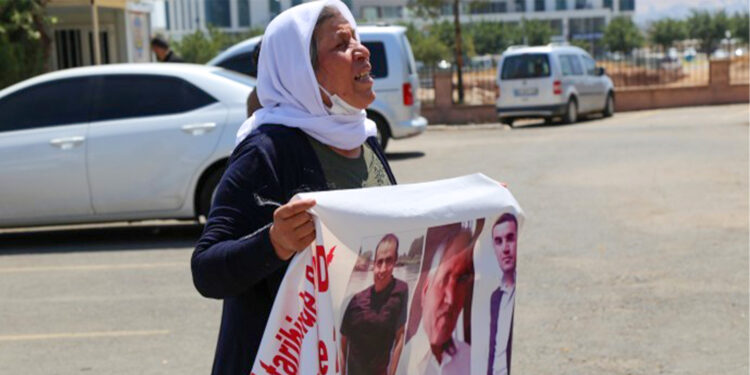 Şenyaşar ailesi: Bu gücün karşısında duranlar kaybedecek