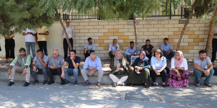 Emine Şenyaşar’a mahkeme öncesi destek ziyareti