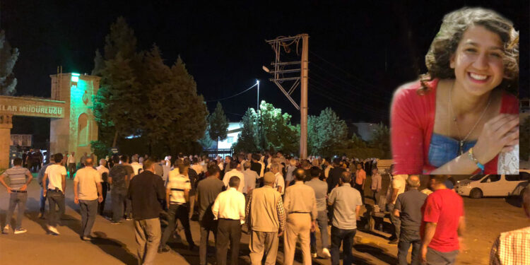 Cenaze yıkanmasın diye Camii kapısını kilitlediler