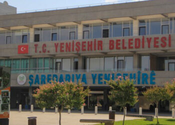 Kayyumun ‘satılık mahalle’ ihalesi iptal edildi