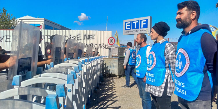 Direnen ETF işçileri yine polis ablukasında