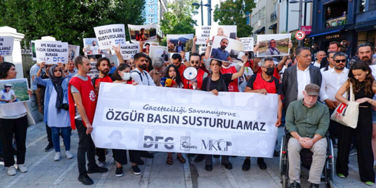 Eski hakim Gürlek’ten tutuklu gazeteci kaçamağı