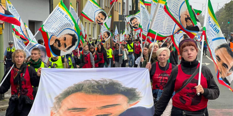 Abdullah Öcalan’a özgürlük yürüyüşü başladı