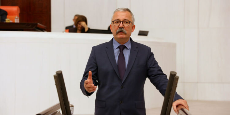 Sosyal Konut Projesi’nde amaç yandaşa rant