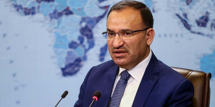 Bozdağ baroları hedef aldı: Eylem eylem