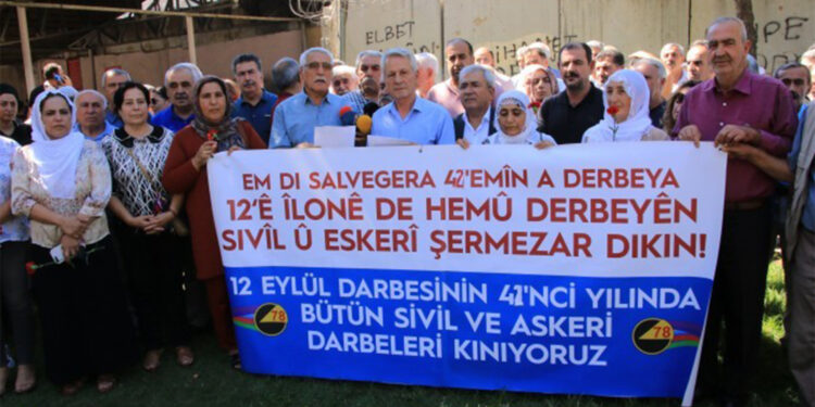 Eşzamanlı 12 Eylül açıklamaları: Darbe zihniyeti devam ediyor