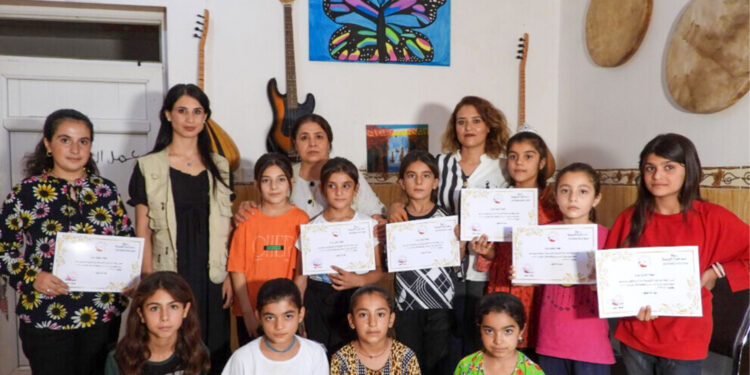 Şengalli çocuklara sanat eğitimi