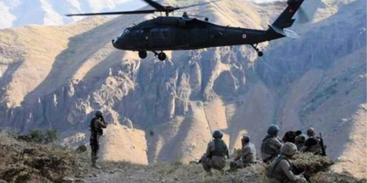 Bakanlık 4 demişti: Yaşamını yitiren 10 askerin ismi açıklandı