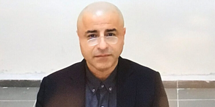 Mızraklı ve Demirtaş saçlarını kazıttı