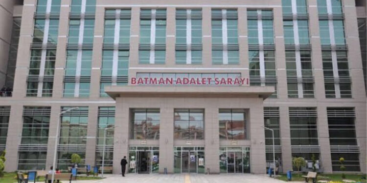 Batman’da tahliyelere gece yarsısı müdahalesi