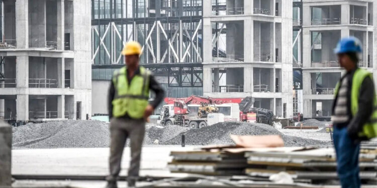 Şantiyede ölüme intihar iddiası: Ölümü aydınlatılsın