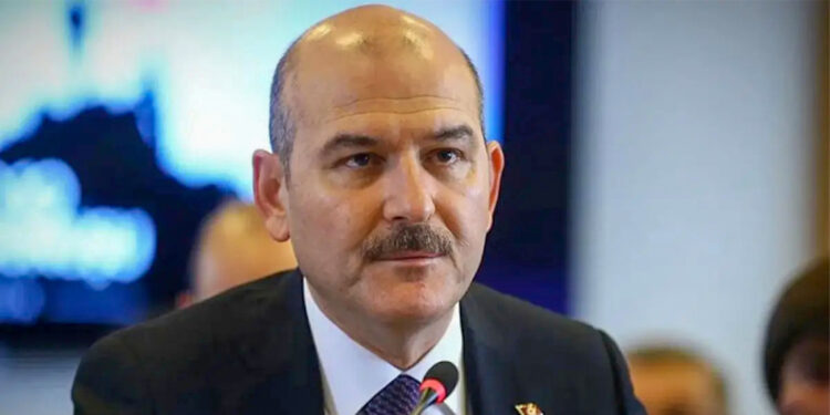 ‘Ayakkabı numaralarına kadar biliyoruz’ diyen Soylu: Teşhisi taksici yaptı